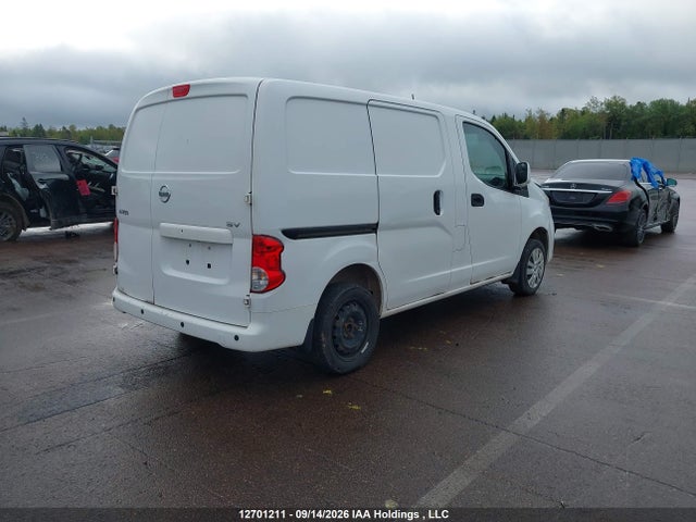 12701211 :رقم المزاد ، 3N6CM0KN1MK698429 vin ، 2021 Nissan Nv200 S/sv مزاد بيع