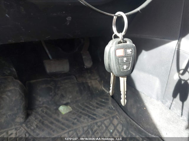 Toyota COROLLA LE 2019 2T1BURHEXKC153625 Image 11