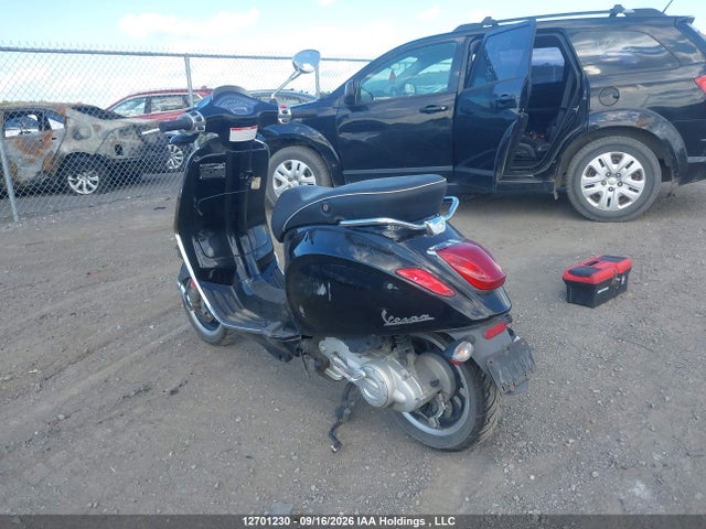 Vespa Primavera 50 4v Ie 2018 ZAPC536B3J5201371 Image 3