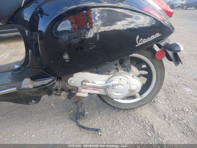 Vespa Primavera 50 4v Ie 2018 ZAPC536B3J5201371 Image 9