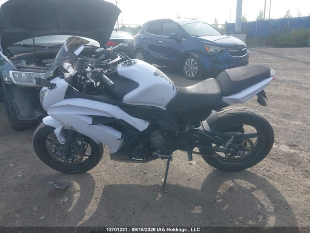 Kawasaki Ex650 F 2015 JKAEXEF13FDA22264 Image 17