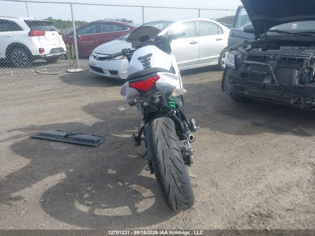 Kawasaki Ex650 F 2015 JKAEXEF13FDA22264 Image 6