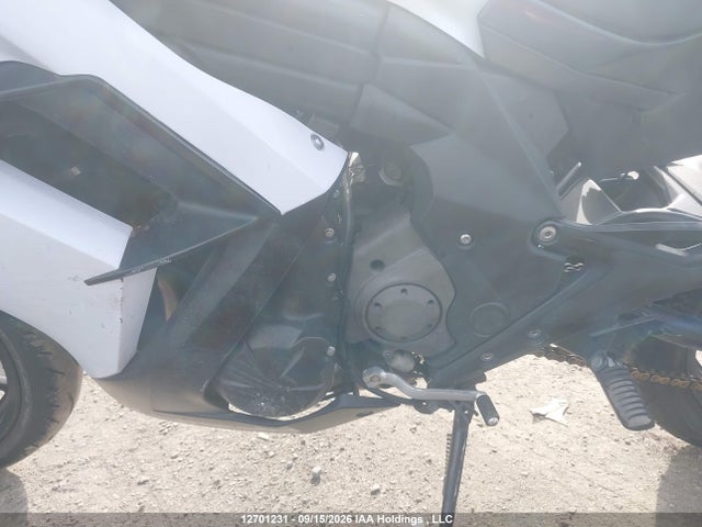 Kawasaki Ex650 F 2015 JKAEXEF13FDA22264 Image 9