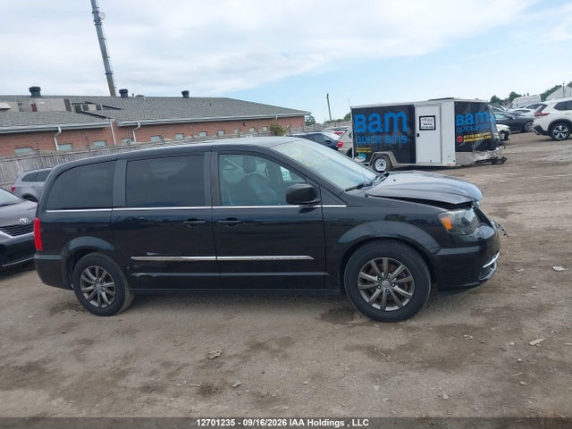 2C4RC1HG0GR286082 Chrysler Town &amp; Country S