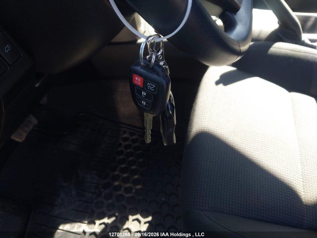 Toyota Rav4 Xle 2017 2T3RFREV8HW628085 Image 11