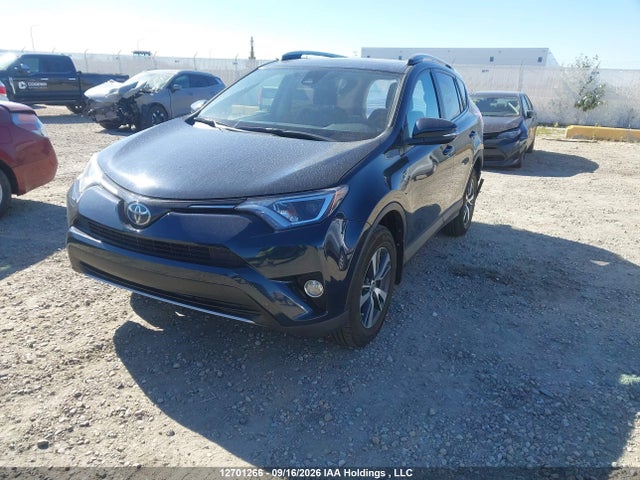 2T3RFREV8HW628085 Toyota Rav4 Xle