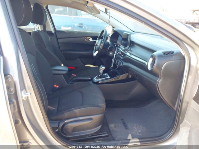 2021 Kia Forte Ex/ex Premium/ex+ მანქანა იყიდება აუქციონზე, vin: 3KPF54AD4ME302683, აუქციონის ნომერი: 12701313