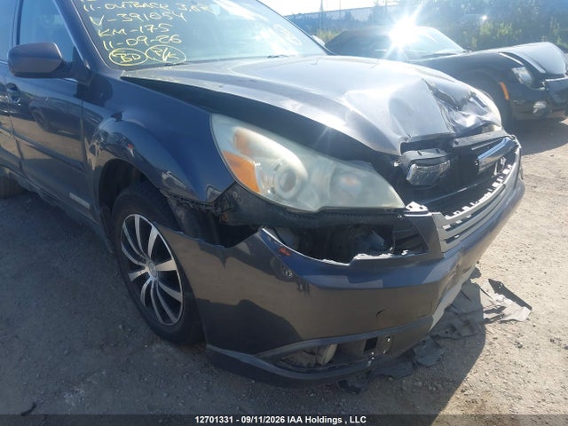 12701331 :رقم المزاد ، 4S4BRDKC2B2391054 vin ، 2011 Subaru Outback 3.6r Limited مزاد بيع