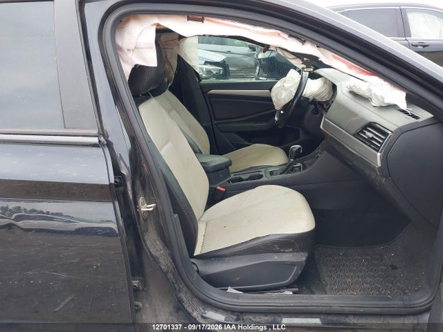 Продажа на аукционе авто 2019 Volkswagen Jetta 1.4 Tsi Highline, vin: 3VWE57BU1KM024823, номер лота: 12701337