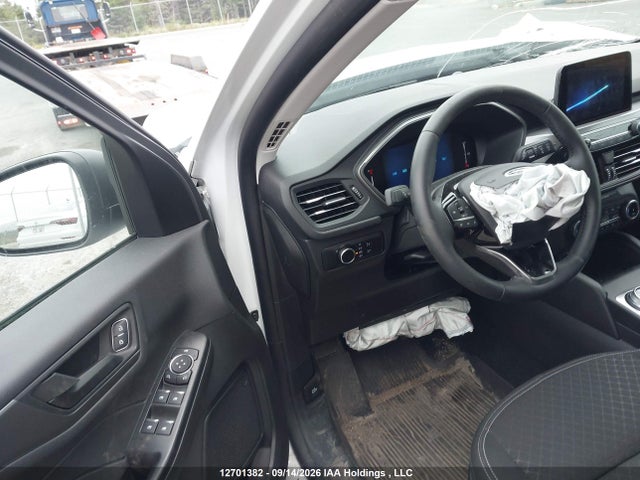 2025 Ford Escape Active მანქანა იყიდება აუქციონზე, vin: 1FMCU9GN9SUA94815, აუქციონის ნომერი: 12701382