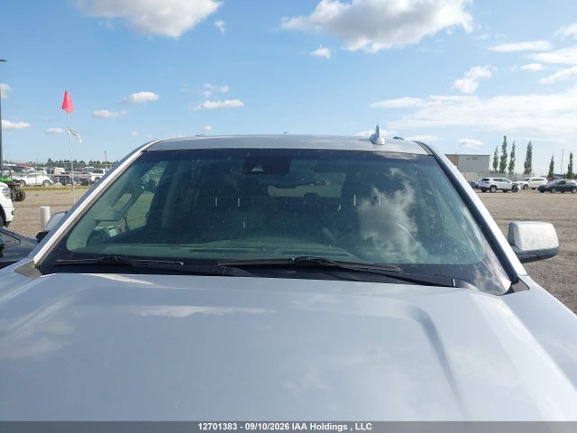 12701383 :رقم المزاد ، 1GKS2GKC9JR199876 vin ، 2018 Gmc Yukon Xl K1500 Slt مزاد بيع