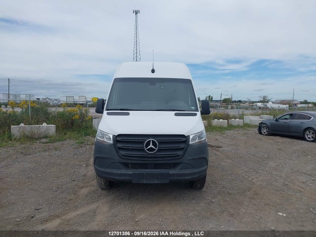W1Y4KCHY1RP672690 Mercedes-Benz Sprinter 2500