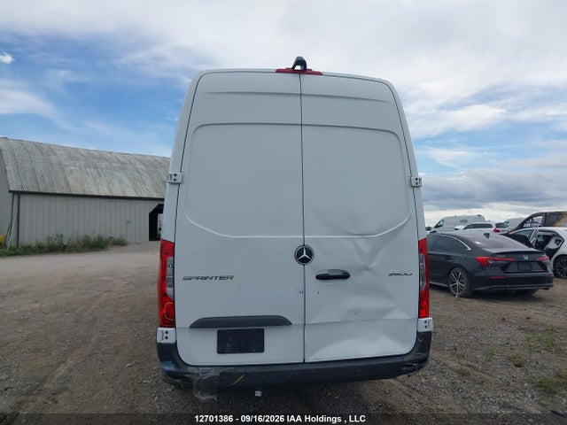 W1Y4KCHY1RP672690 Mercedes-Benz Sprinter 2500