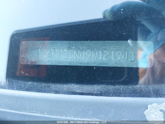 2009 Ford Focus Se მანქანა იყიდება აუქციონზე, vin: 1FAHP35N49W121943, აუქციონის ნომერი: 12701388