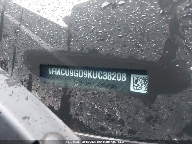 1FMCU9GD9KUC38208 Ford ESCAPE SE