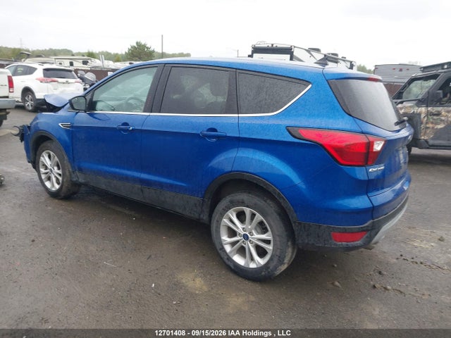 1FMCU9GD9KUC38208 Ford ESCAPE SE