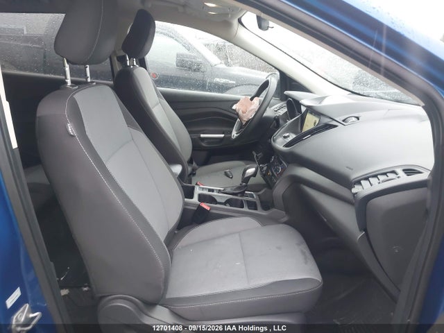 1FMCU9GD9KUC38208 Ford ESCAPE SE