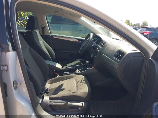 Aukcja sprzedaży 2017 Volkswagen Jetta 1.4 Tsi Trendline+, vin: 3VW2B7AJ2HM328948, numer aukcji: 12693664
