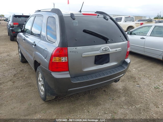 2007 Kia Sportage Lx მანქანა იყიდება აუქციონზე, vin: KNDJF722077415895, აუქციონის ნომერი: 12701442