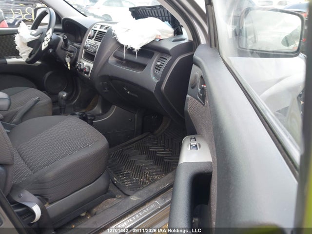 2007 Kia Sportage Lx მანქანა იყიდება აუქციონზე, vin: KNDJF722077415895, აუქციონის ნომერი: 12701442