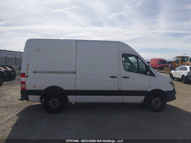 Mercedes-Benz Sprinter 2500 2014 WD3BE7CC4E5935793 Image 13