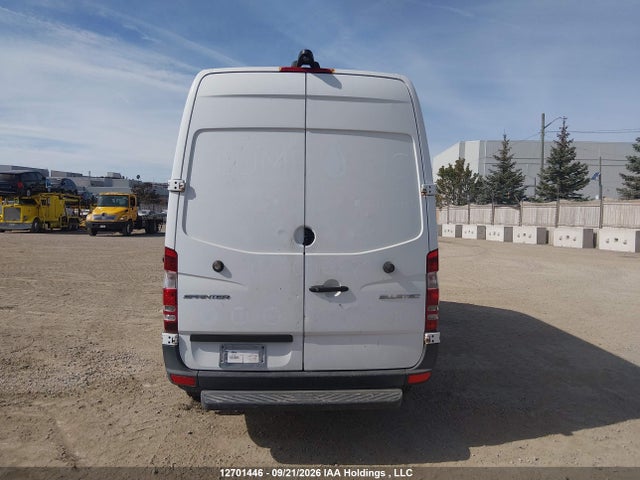Mercedes-Benz Sprinter 2500 2014 WD3BE7CC4E5935793 Image 15