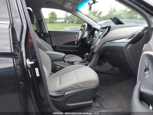 2014 Hyundai Santa Fe Sport 2.4 Base მანქანა იყიდება აუქციონზე, vin: 5XYZT3LB1EG208676, აუქციონის ნომერი: 12695393