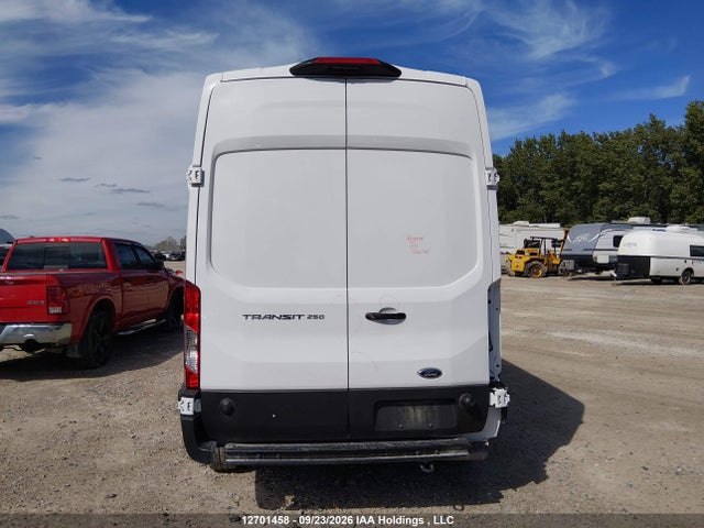 Ford Transit T-250 2025 1FTBR1X82SKA78738 Image 17