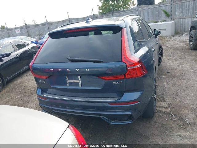 Aukcja sprzedaży 2022 Volvo Xc60 B6 R-design, vin: LYV062RM9NB993928, numer aukcji: 12701573