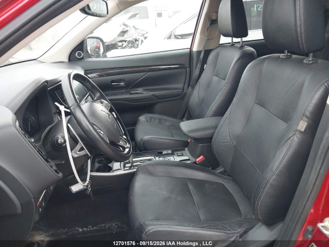 12701576 :رقم المزاد ، JA4JZ4AX0JZ608573 vin ، 2018 Mitsubishi Outlander Gt مزاد بيع