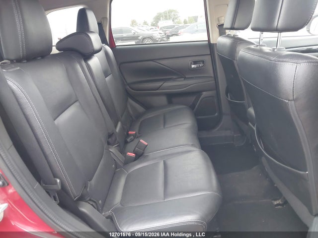 12701576 :رقم المزاد ، JA4JZ4AX0JZ608573 vin ، 2018 Mitsubishi Outlander Gt مزاد بيع