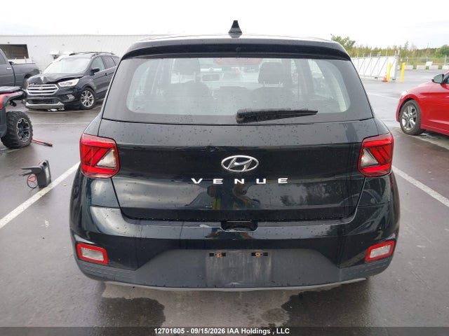 KMHRB8A39NU179238 Hyundai Venue
