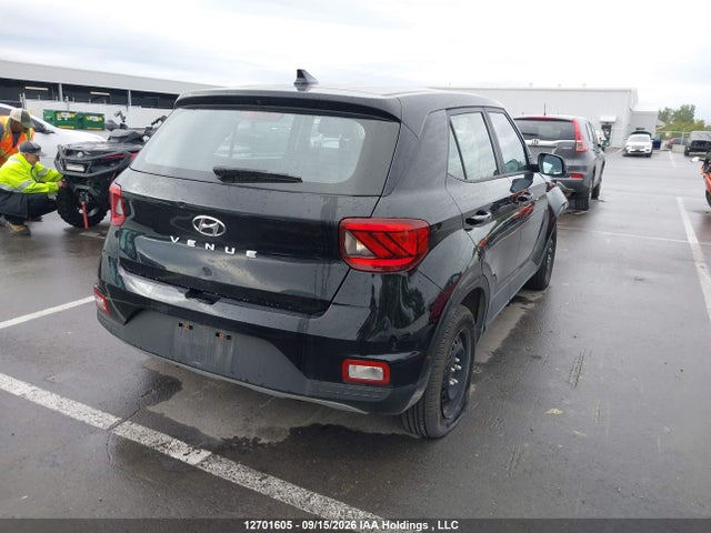 KMHRB8A39NU179238 Hyundai Venue