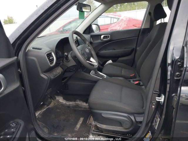 KMHRB8A39NU179238 Hyundai Venue