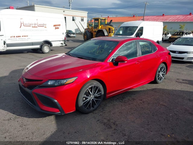 2024 Toyota Camry Xle/se მანქანა იყიდება აუქციონზე, vin: 4T1B21HK9RU021168, აუქციონის ნომერი: 12701662