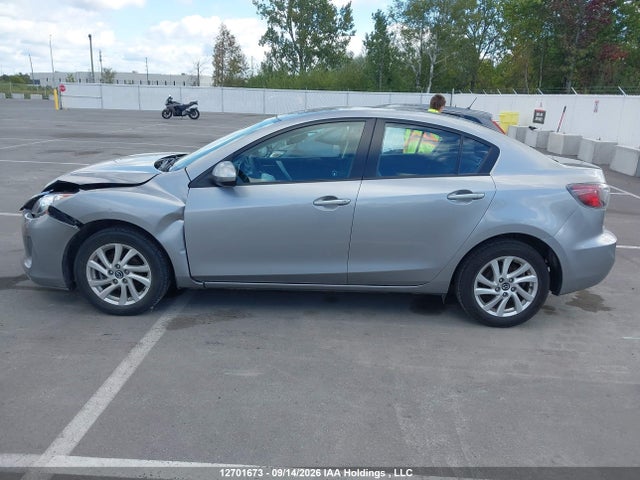 12701673 :رقم المزاد ، JM1BL1V72D1815134 vin ، 2013 Mazda 3 I مزاد بيع