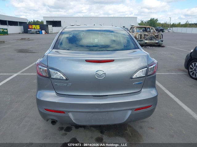 12701673 :رقم المزاد ، JM1BL1V72D1815134 vin ، 2013 Mazda 3 I مزاد بيع