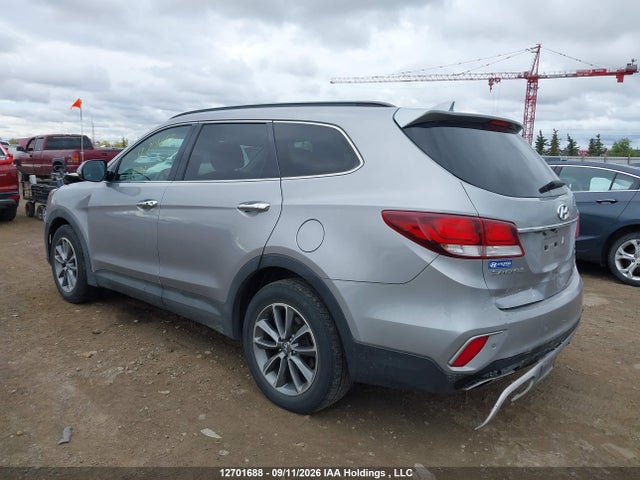 Продажа на аукционе авто 2017 Hyundai Santa Fe Se/limited, vin: KM8SNDHF9HU179830, номер лота: 12701688