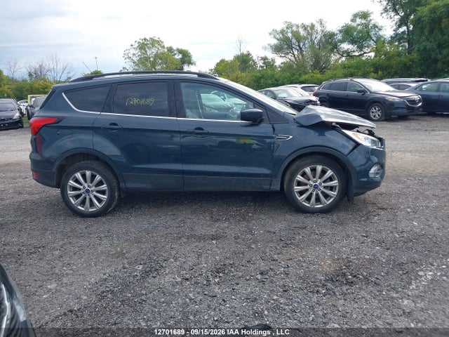 1FMCU9HD2KUC41708 Ford ESCAPE SEL