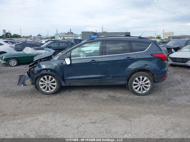 1FMCU9HD2KUC41708 Ford ESCAPE SEL