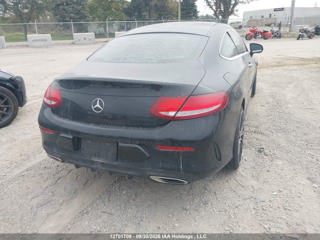 2017 Mercedes-benz C 300 მანქანა იყიდება აუქციონზე, vin: WDDWJ4KB1HF404033, აუქციონის ნომერი: 12701709