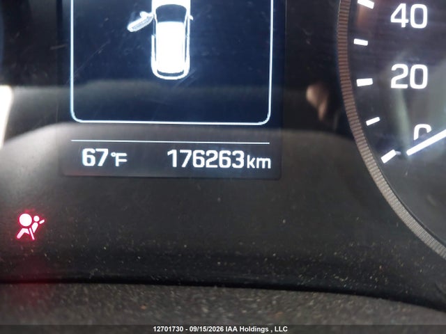 Hyundai Tucson Base 2.0l 2018 KM8J23A41JU690106 Image 16