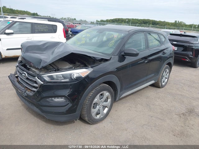Hyundai Tucson Base 2.0l 2018 KM8J23A41JU690106 Image 2