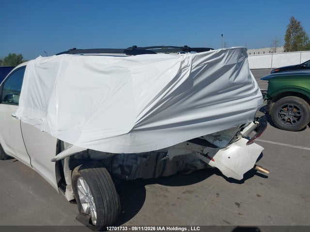 Aukcja sprzedaży 2015 Toyota Sienna Xle 7 Passenger, vin: 5TDDK3DC4FS125686, numer aukcji: 12701733