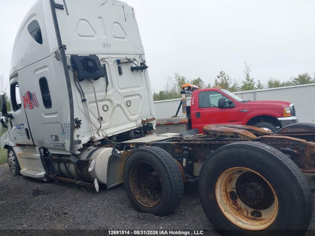 3AKJHHDR6LSKX0418 Freightliner New Cascadia 126