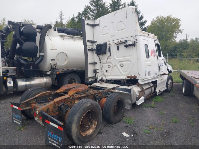 3AKJHHDR6LSKX0418 Freightliner New Cascadia 126