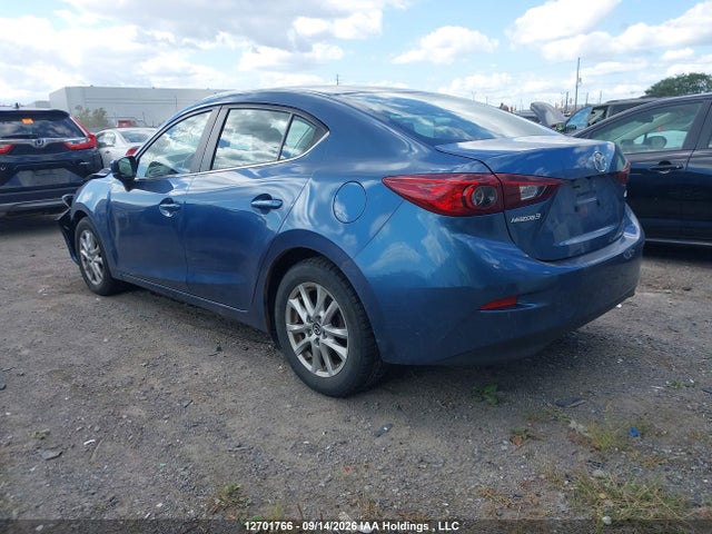 Mazda 3 2018 3MZBN1V78JM231049 Image 3