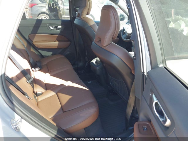 Volvo Xc60 B5 Plus Dark Theme 2024 LYVL12RL4RB741044 Image 8