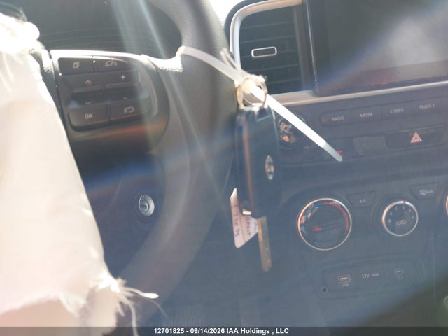 12701825 :رقم المزاد ، KMHRB8A37PU257096 vin ، 2023 Hyundai Venue Essential مزاد بيع