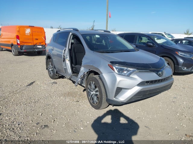 12701856 :رقم المزاد ، 2T3ZFREV5HW342307 vin ، 2017 Toyota Rav4 Le مزاد بيع